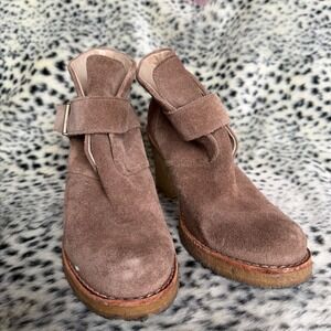 UGG Bootie Brienne Suede Ankle Block Heel Buckle Taupe Fall Womens Size 7.5